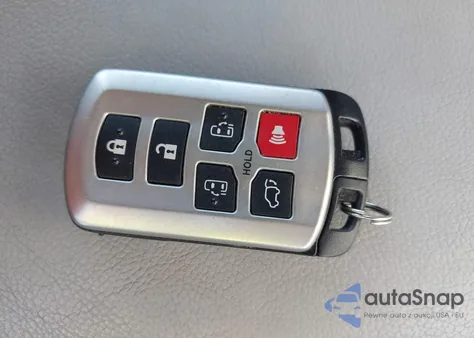 2013 Toyota Sienna Xle V6 8 Passenger z USA, uszkodzony, nr VIN 5TDYK3DC3DS290286